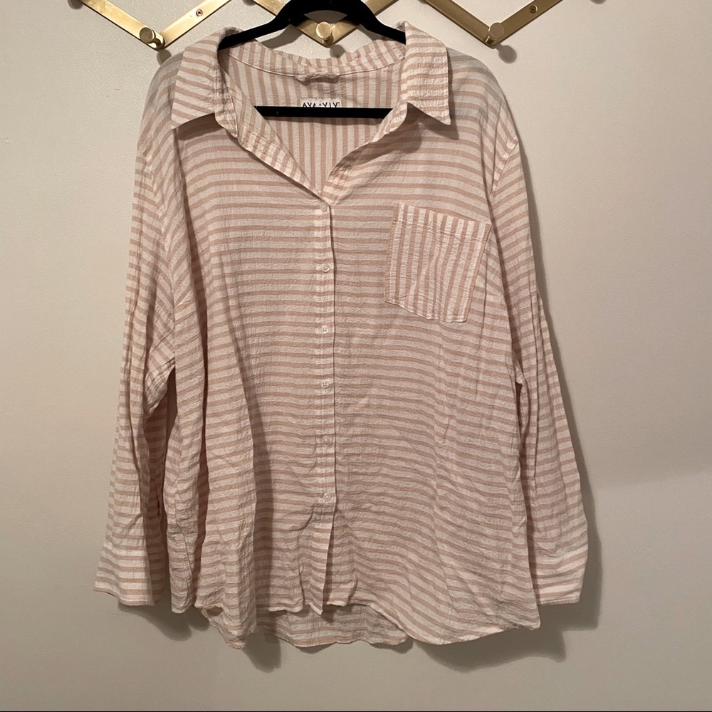 Plus Size Crinkle Gauze Button Down
